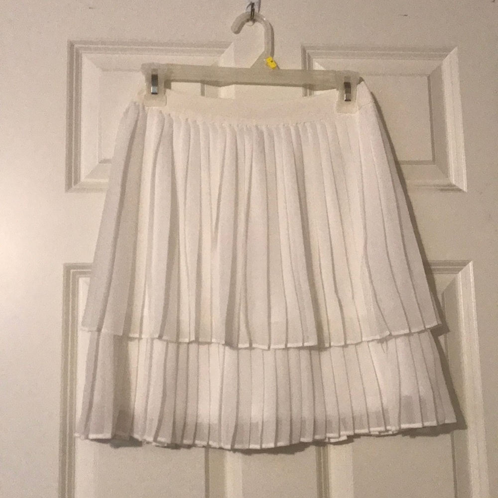 Lauren Conrad White Pleated Skirt